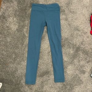 Girls athleta teal leggings medium8-10